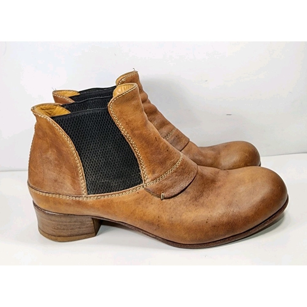 MoMa Italy Leather Chelsea Ankle Boots Womens EUR 38.5 US 8 Brown Stacked Heel